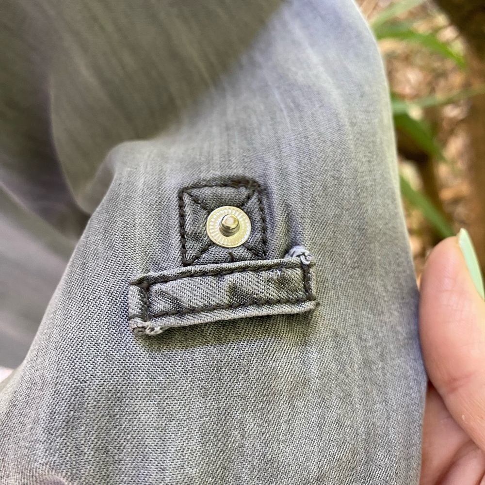 Intro Gray Distressed Button Down - Picture 6 of 8